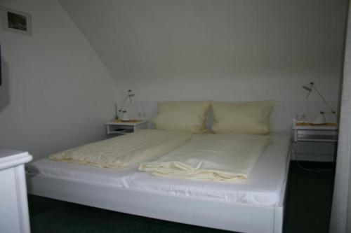 Hotel Cafe Talblick Vielbrunn Room photo